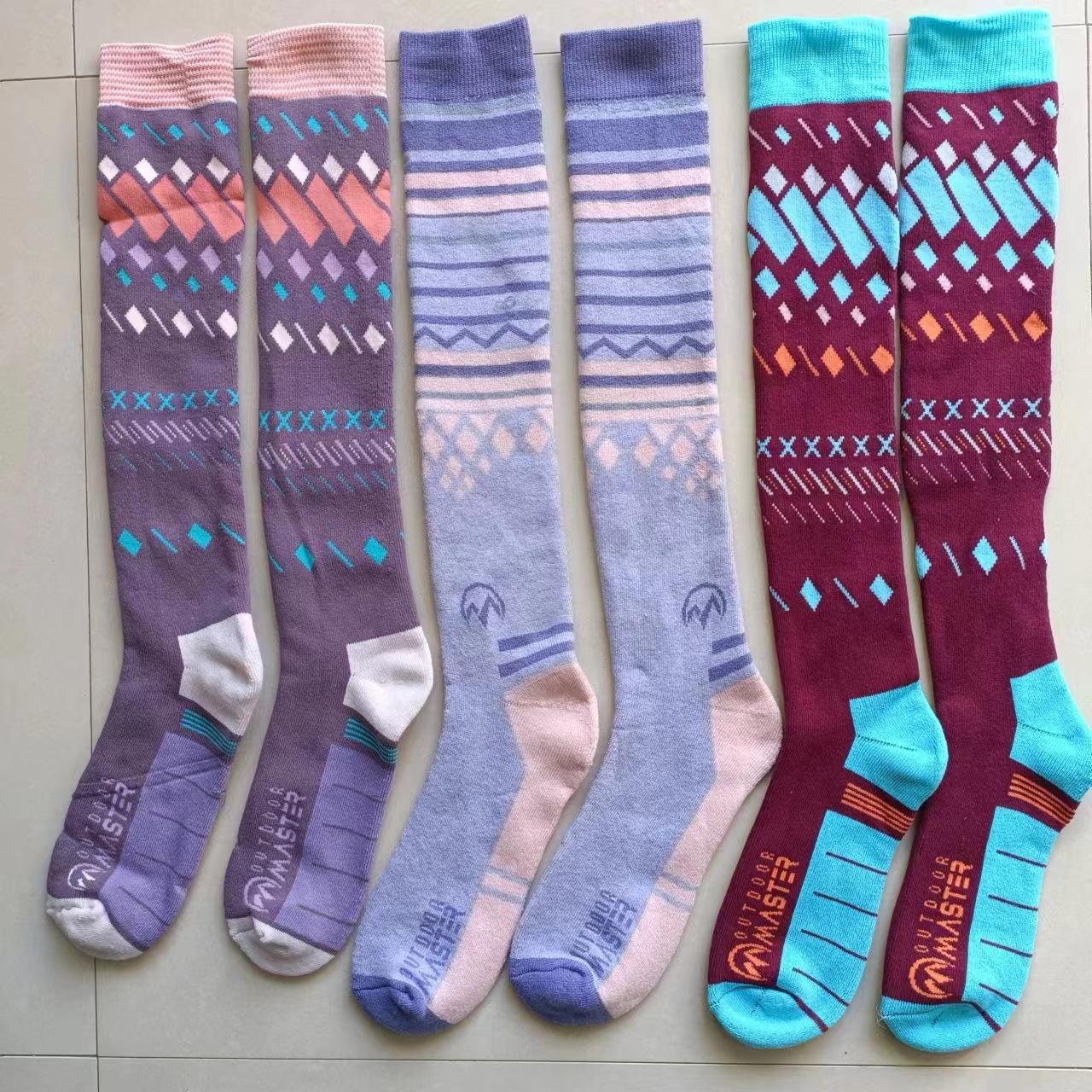 Ski-Outdoor-Sportarten, déck Wandersocken, Handdicher fir Männer a Fraen, Ënnerdeel, laang Schlauch, Schweessabsorptioun, Wärmehaltung_voghion.com