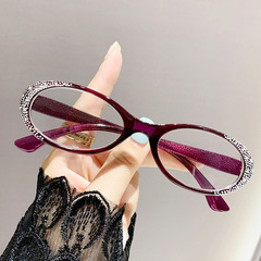 新型のファッションはダイヤモンドを入れて青い光の老眼鏡のファッションの中高年の猫の目の老眼鏡の女性の高清の読書鏡を防ぎます。