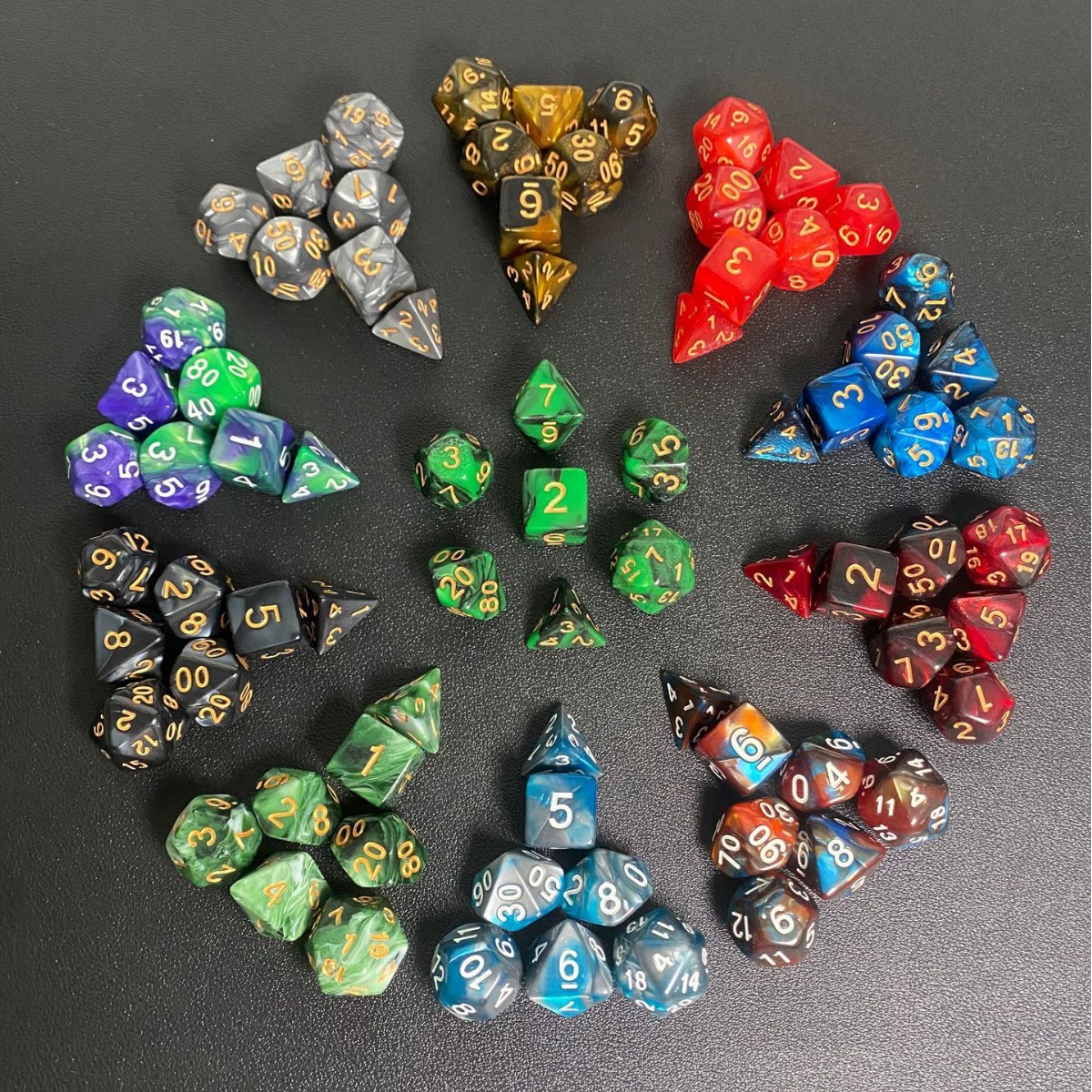 7-piece set of multi-sided polygonal dice with white lettering for tabletop games, 7-piece set of board game dice for cross-border trade