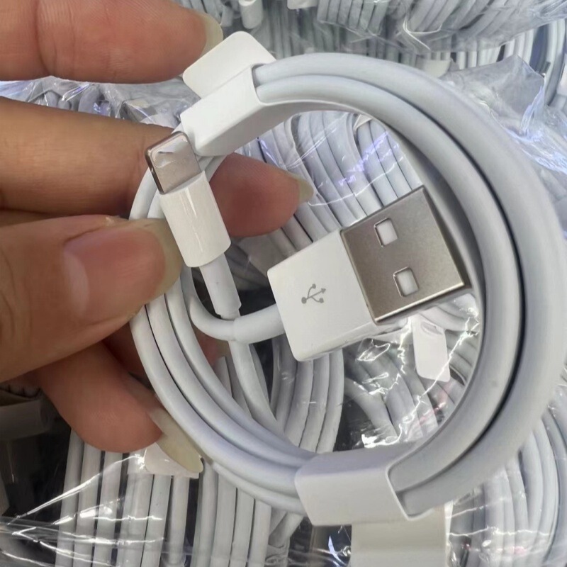 オリジナルのデータケーブルは、14、12、16、XS、8plus、15pro、13のiPhoneの充電器に適しており、急速充電とフラッシュ充電に対応しています。|undefined