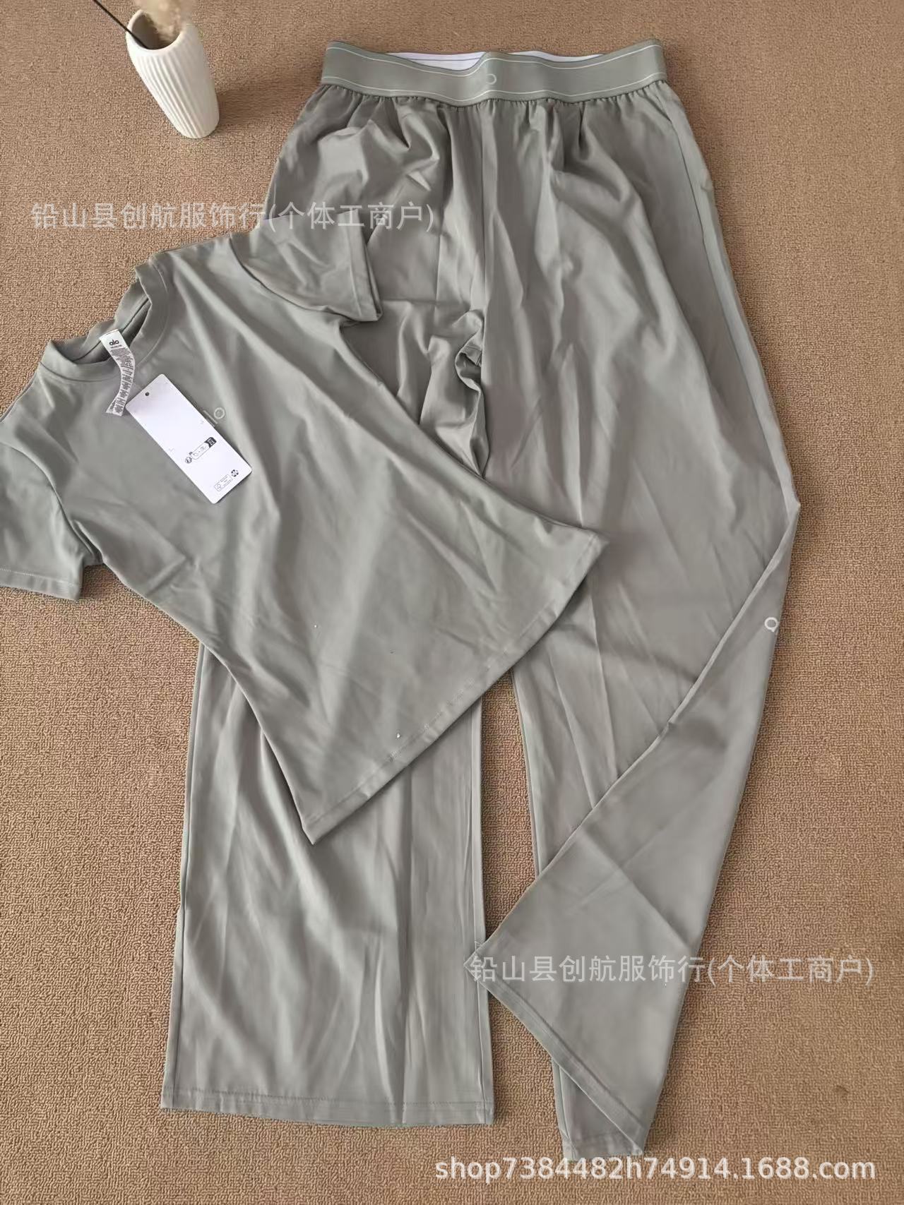 Nuevos pantalones de piernas anchas de cintura alta y secado rápido en primavera y verano en Europa y los Estados Unidos a través de la frontera + traje de ocio deportivo de camisa de manga corta de yoga image 11