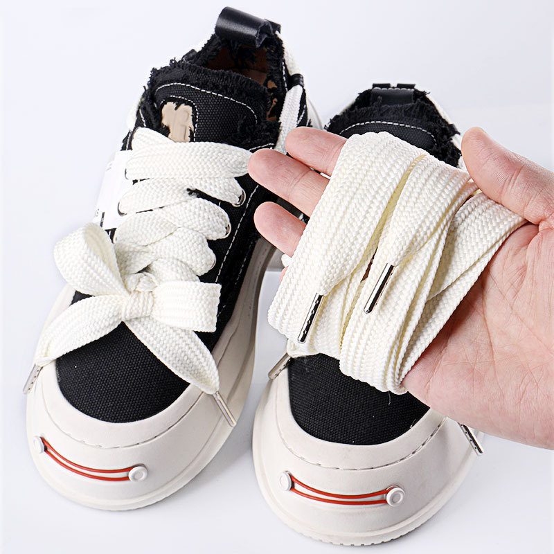 Wild elephant shoelace a free shipping open smile white shoelace rope widened flat shoelace rope a pair of wide shoelaces 2cm Wild elephant shoelace a free shipping open smile white shoelace rope widened flat shoelace rope a pair of wide shoelaces 2cm