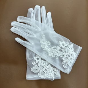 Wholesale New Super Fairy Wedding Gloves Elegant White Lace Short Wedding Dress Dinner Bridal Gloves
