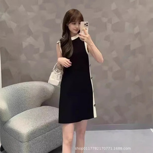 ����Ů�b��D�Ұٴ�ڰ�ƴɫ�o�䱳��ȹС��ȹH�͈A�I�@���B��ȹ
