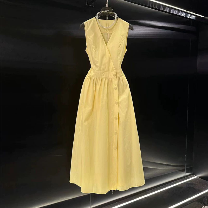 Summer goose yellow high-end white temperament elegant dress gentle versatile casual sleeveless simple high-end sense
