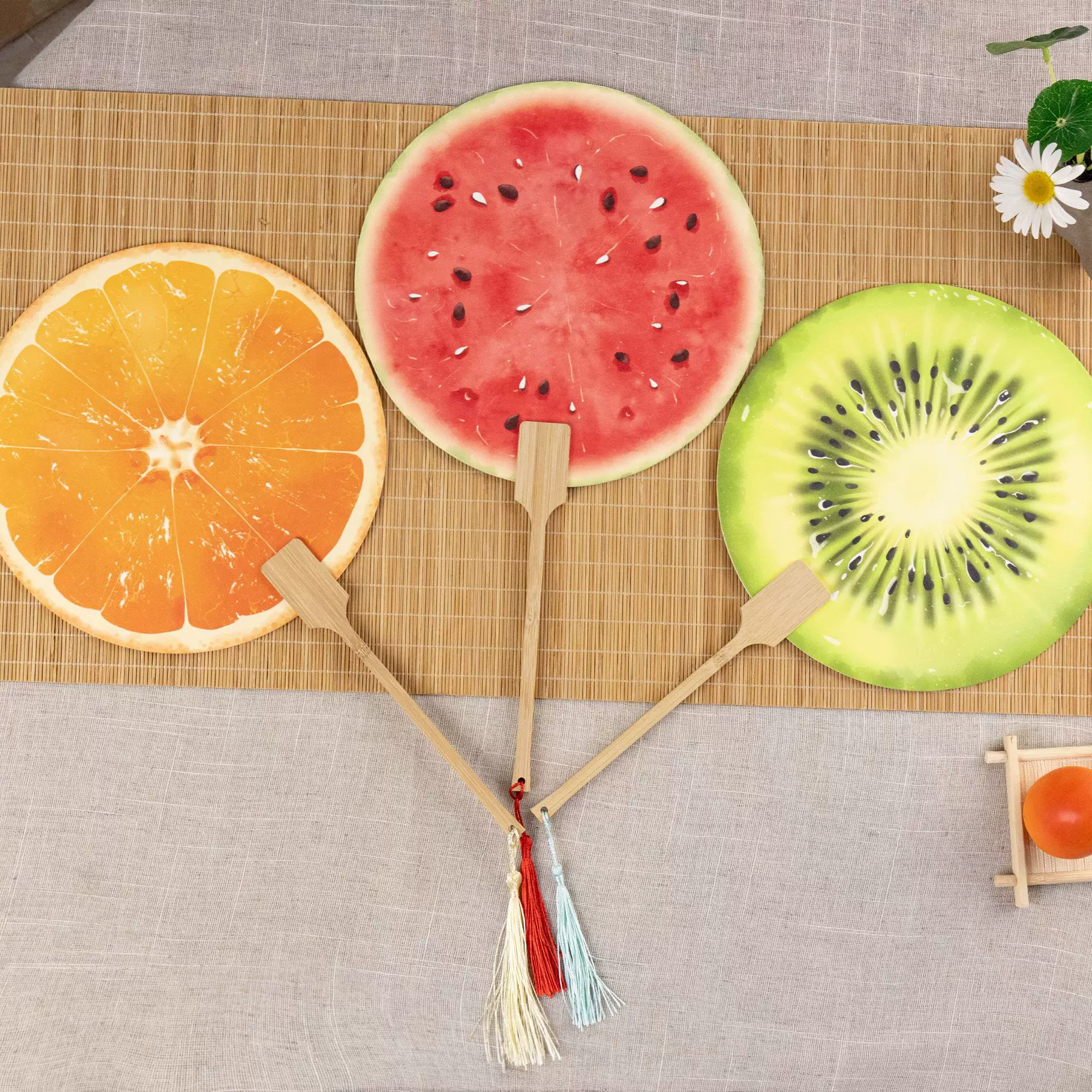 西瓜团扇小红书创意手绘水果书画纸扇子夏日旅游拍照打卡道具扇子