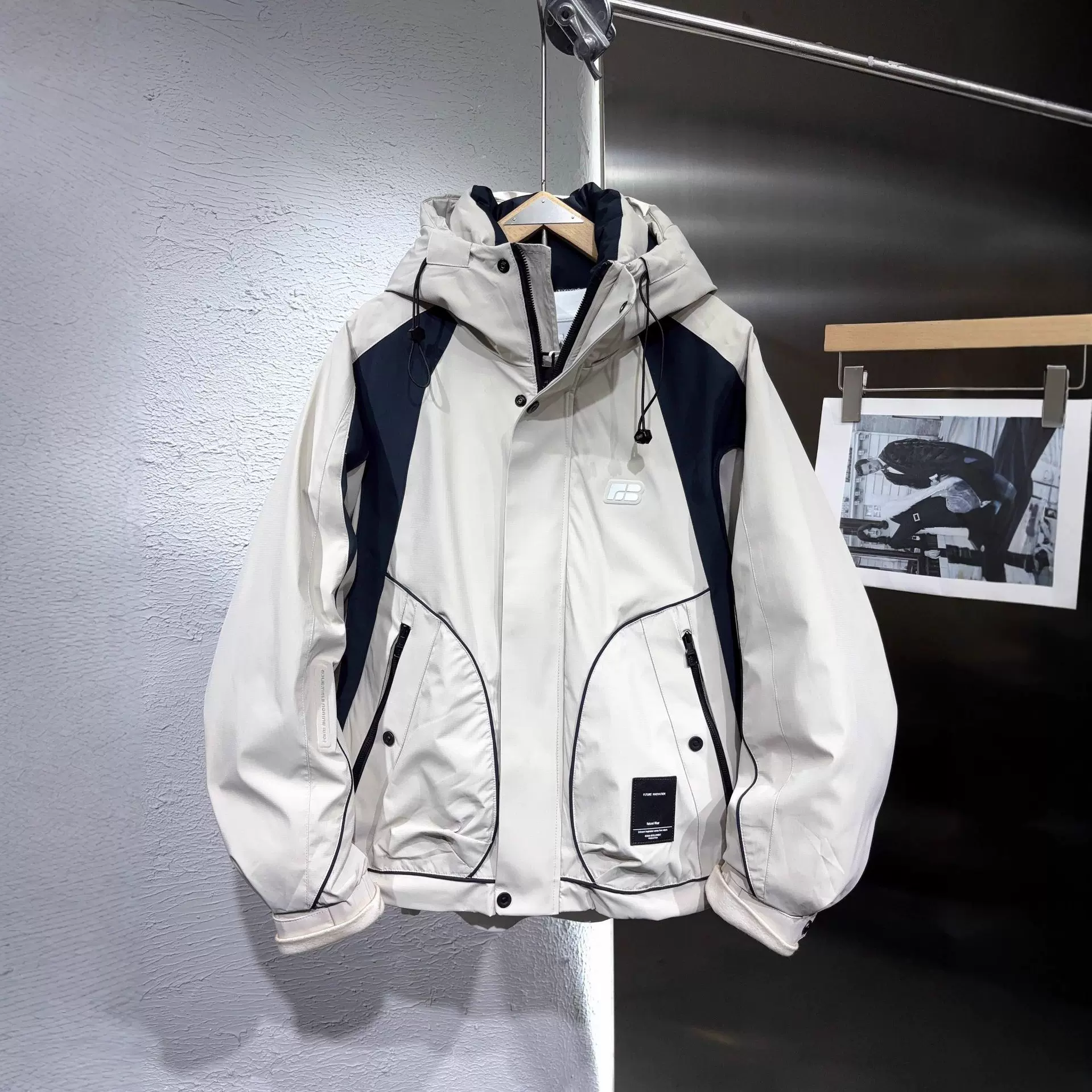 2025新款冬季拼色连帽冲锋衣白鸭绒羽绒服男外套青工装加厚上衣潮