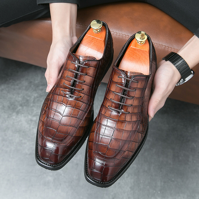 Cross-Border Men's Shoes, Business Formal Office Men's Leather Shoes, Men's European and American Pointed-Toe Stone-Pattern Embossed Fashion Large-Size Loafers