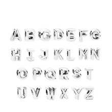 亚马逊爆款DIY亮银色24字母串珠手链配件 合金电镀字母串饰珠子