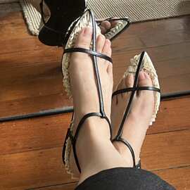羊皮版~真皮尖头流苏底凉鞋女十字带露趾沙滩鞋小众设计感凉拖