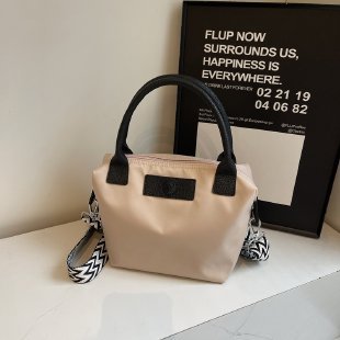 Belleza única, solo porque nuestros bolsos son únicos