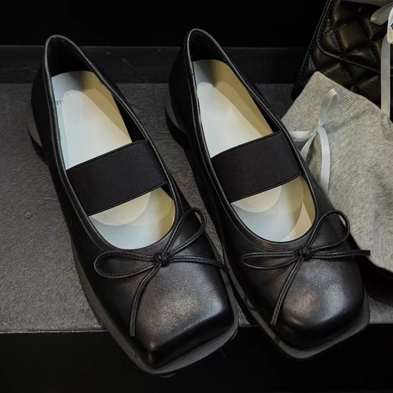In Stock and Shipped Immediately! Retro Shallow Square-Toe Ballet Flats with Bow, Single Strap, Chunky Heel Mary Jane Shoes
