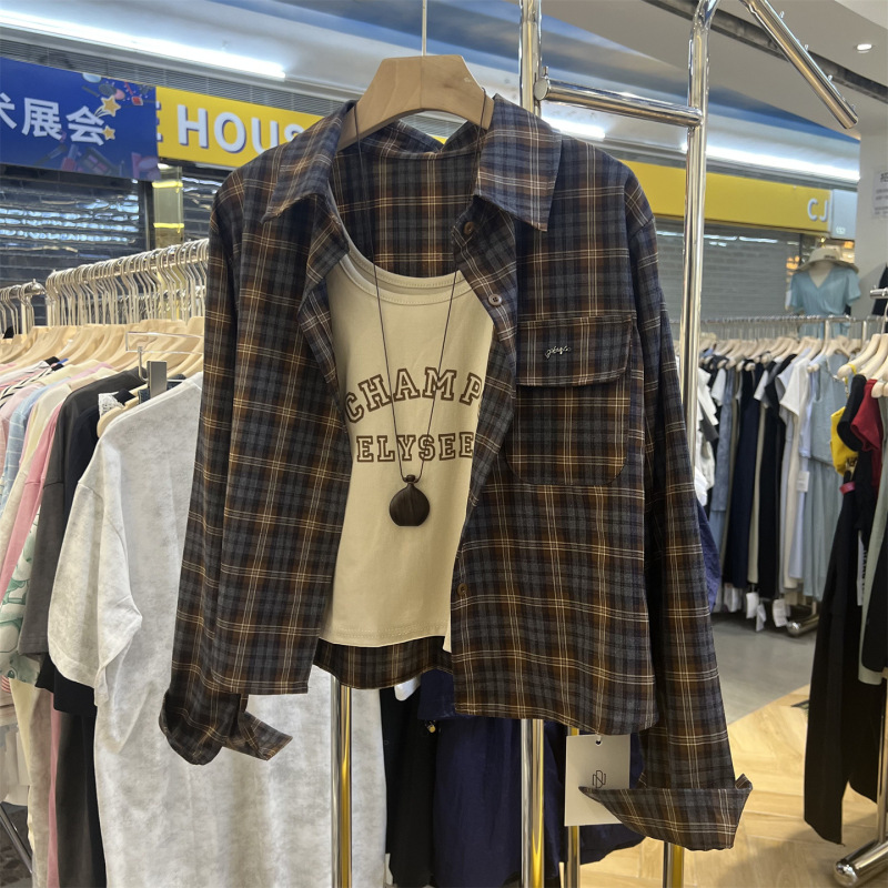 韩系复古美式格子衬衫女2025初秋新款小众字母印花吊带上衣两件套|undefined