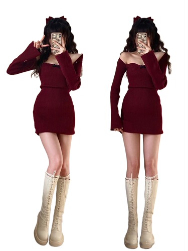Women's Autumn/Winter Knit Dress with Wine Red Square Collar, Long Sleeve, Bodycon, High-Waisted, Short Christmas Dress for Petite Figures