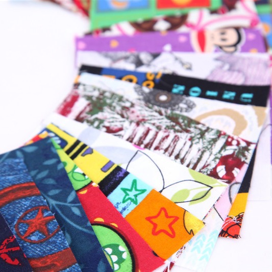 Comercio exterior de importación de tela plana pequeña cabeza de tela pequeña tela de flores grupo de tela triturada estilo europeo y americano exportación Aliexpress 50 piezas