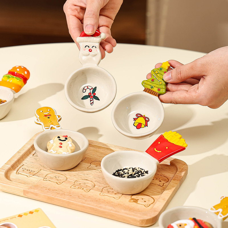 Highly attractive and cute hot pot dipping sauce dish for home use, particularly beautiful seasoning dish with handle for soy sauce and vinegar Highly attractive and cute hot pot dipping sauce dish for home use, particularly beautiful seasoning dish with handle for soy sauce and vinegar