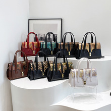 ��Ƥ�y�����Ů�¿�ײɫ�߼��д�����б�����ذ��r�Іμ�����Ů��