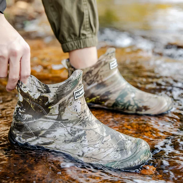 European and American Outdoor Gray Camouflage Waterproof Shoes, Short-Tube Rain Boots, Coffee-Gray Slip-On Rain Boots, Large Size 36-48 Camouflage Fishing Boots