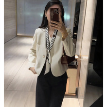 气质简约短款西装外套女春季新款纯色休闲显瘦时尚一粒扣职业西服