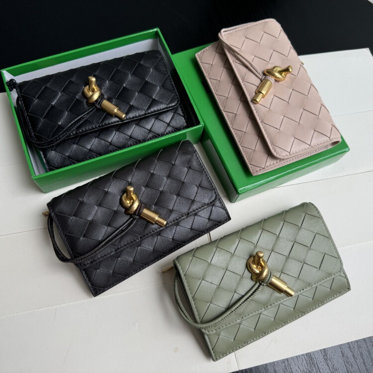 B Imported Lambskin Woven Wallet Andiamo Medium Wallet Retro Gold Buckle Envelope Zipper Wallet 14cm