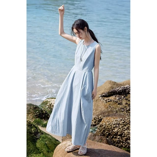 海边度假风无袖连衣裙女2026年夏季收腰显瘦气质蓝色裙子