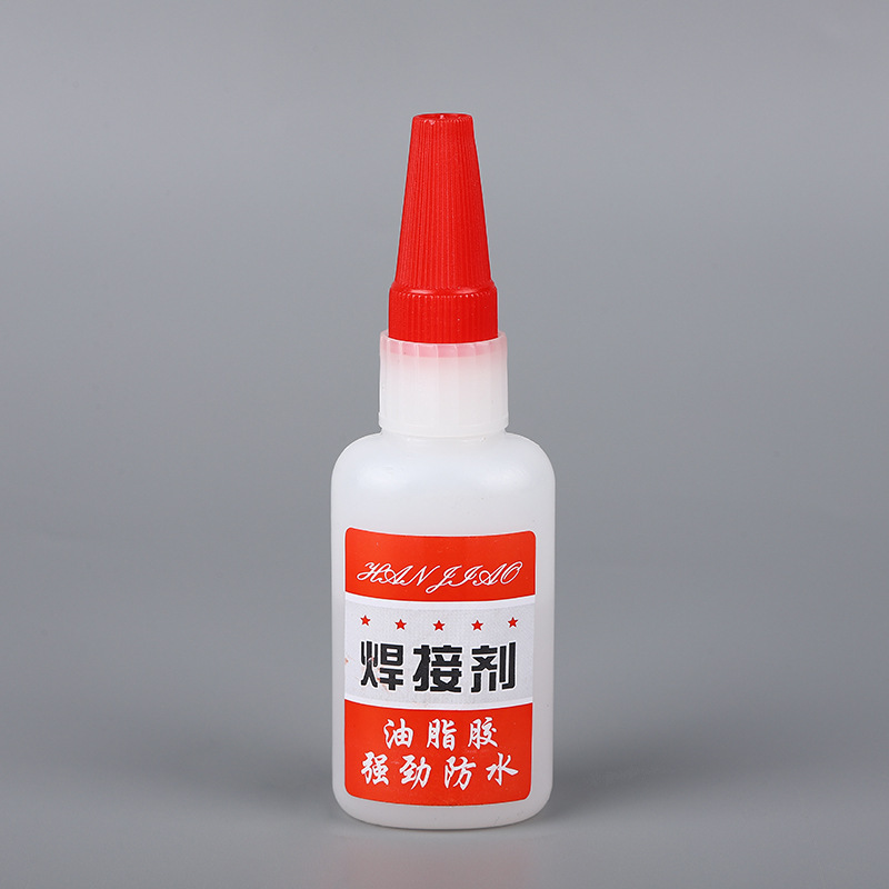 Oil-based raw glue is running around the streets and stalls. Kuaishou sells oil-based glue welding agent 502 strong welding glue.