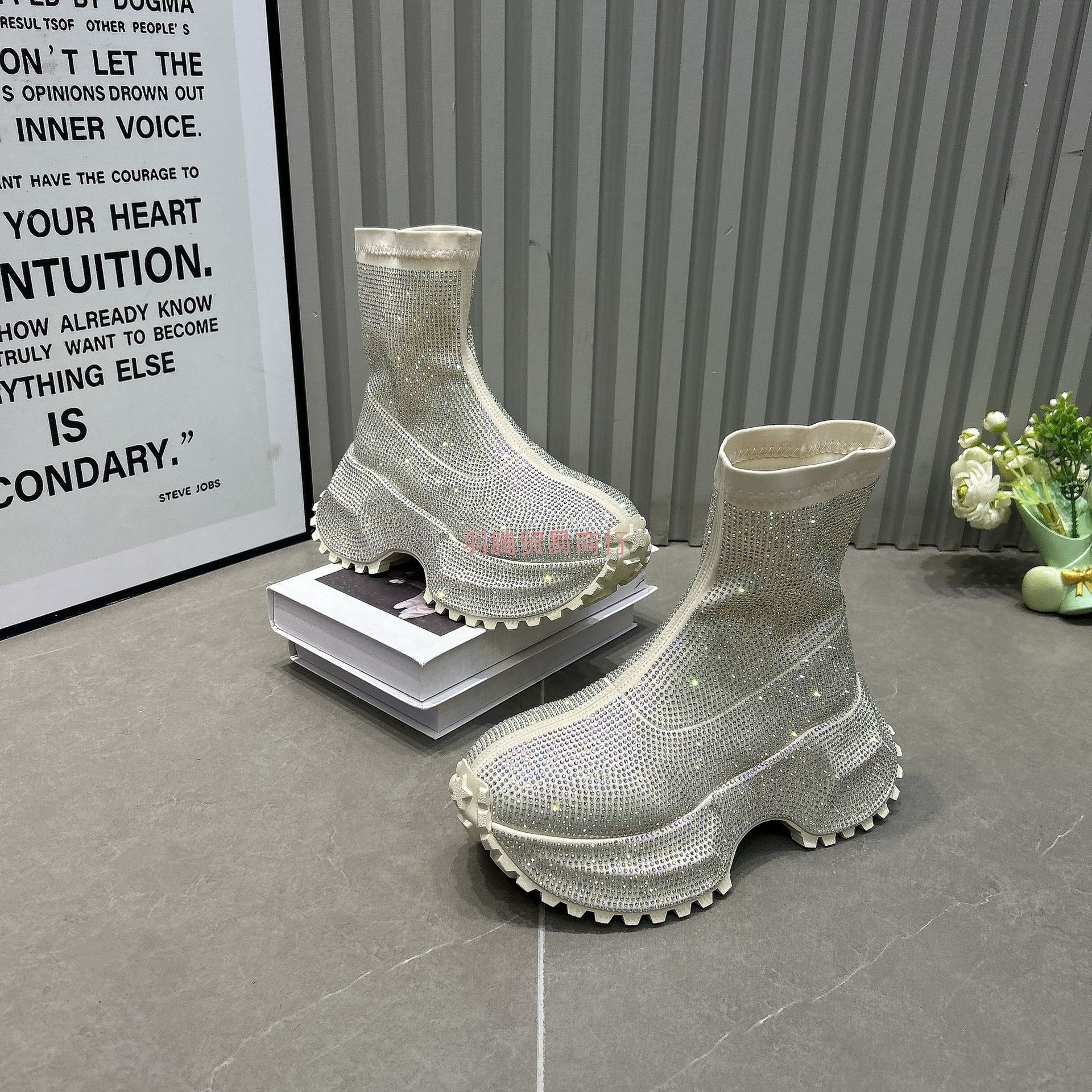 2025年水钻满钻弹力瘦瘦靴厚底松糕小个子超高跟瘦瘦靴马丁靴女鞋