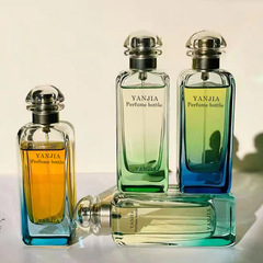 メーカー卸売り30ml 50mlグラデーション透明空ガラス香水瓶とアクリル蓋ファッション分注瓶