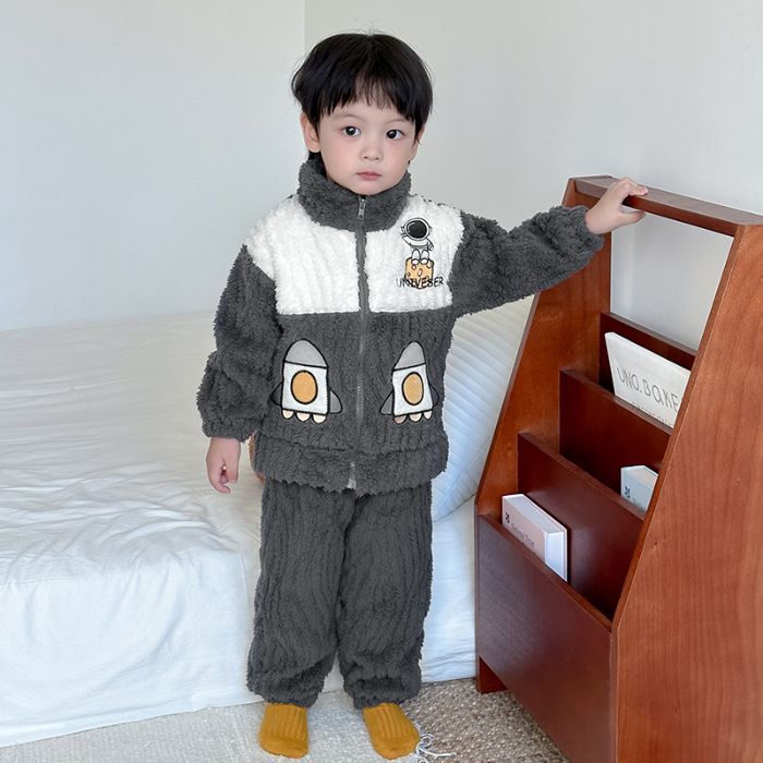 어린이 가을 겨울 잠옷 세트 소녀 두꺼운 플란넬 겨울 소녀 산호 양털 2024 새 집 옷