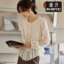 臻汐新款优雅荷叶摆拼接钩花镂空蕾丝衫圆领开衫上衣女长袖SR116