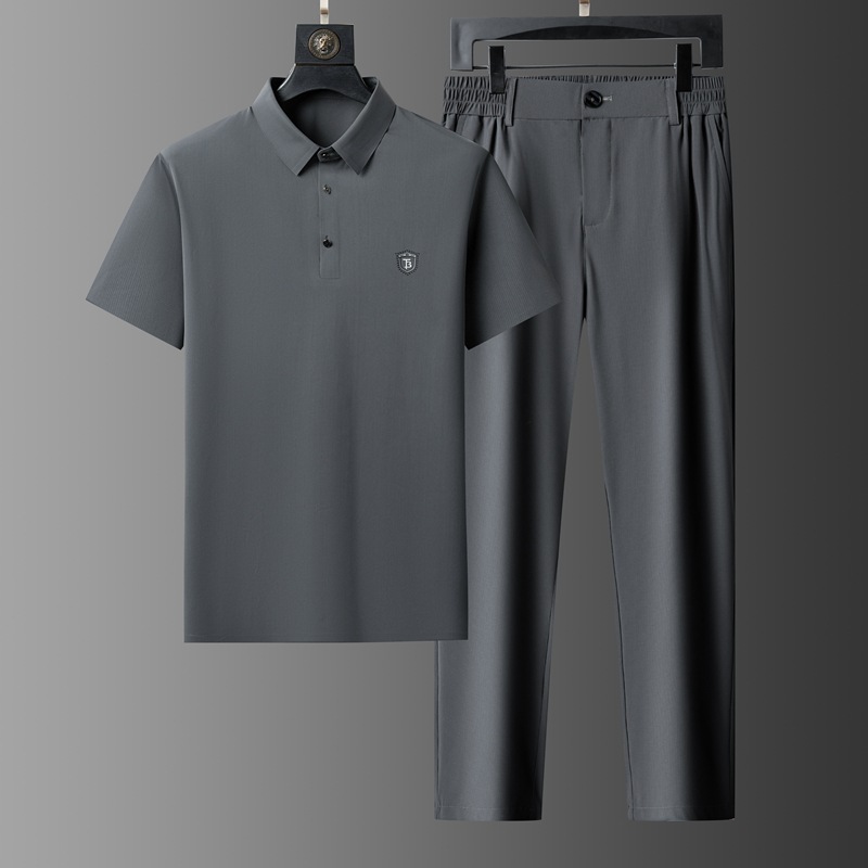 New summer casual polo shirt set for middle-aged and elderly men, seamless two-piece short-sleeved men's clothing set.