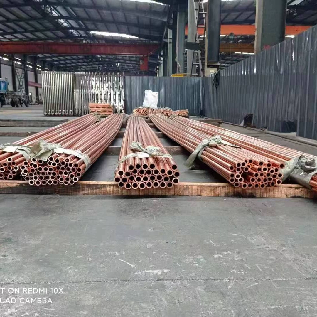Из Шаньдунская медная трубка производитель производит медные трубы T1TU1T2TU2TP2 для изготовления труб с большим диаметром и нулевым сбросом резки