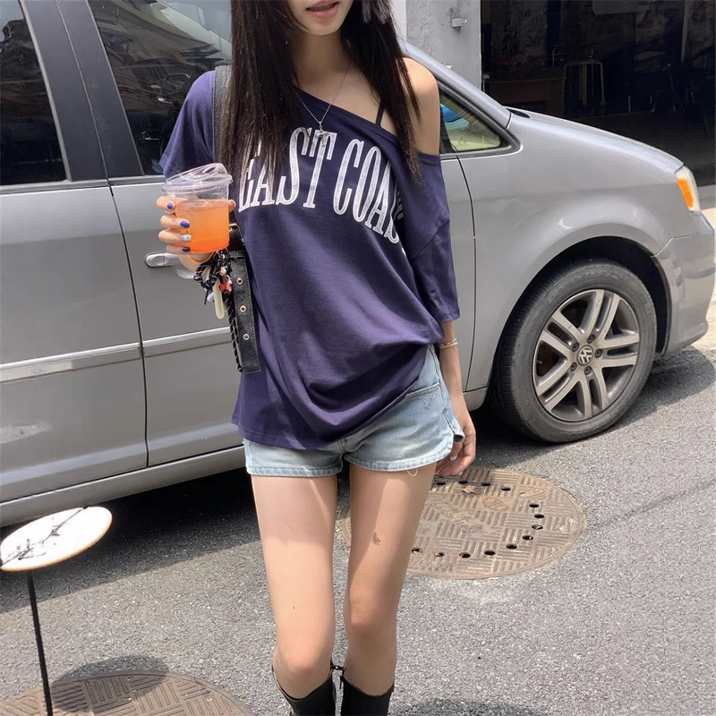アメリカンレトロホットガール斜め襟半袖Tシャツレディース夏ニッチレイジースタイルルーズ痩身オフショルダートップ|undefined