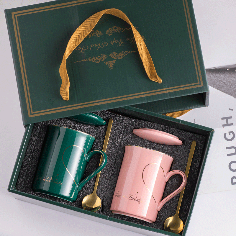 Fashion Couple Heart-shaped Double Cup Set with Simple Color Glaze Ceramic Mugs Gift Box, Ideal for Wedding Jewelry Gift Cups