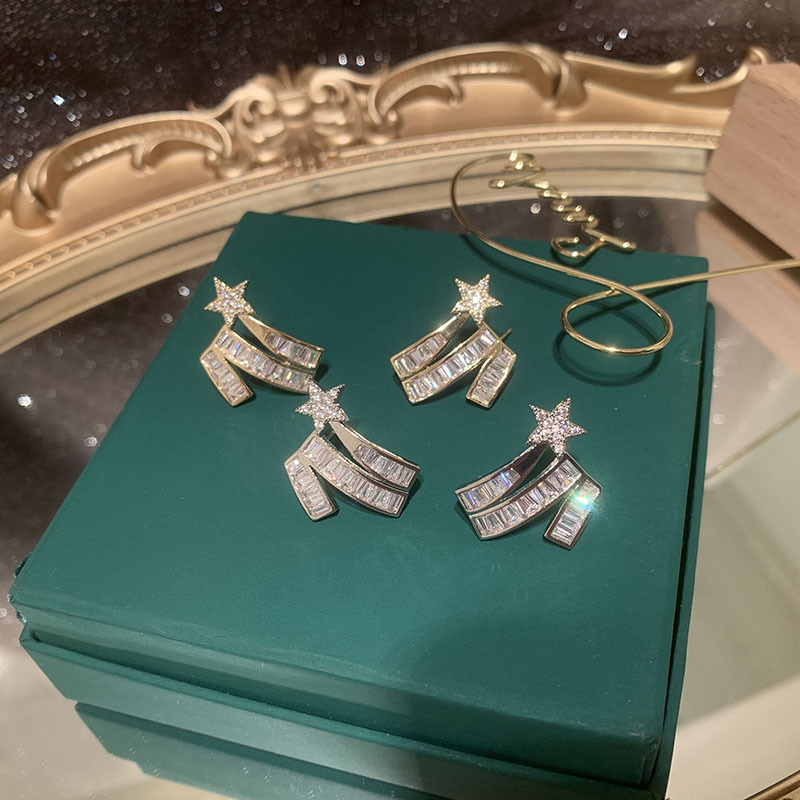Women'S Gender Fashion Wave Star Earrings