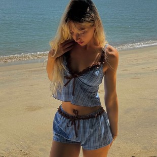 �¿���ʽС��ľ��߅�͹Ÿ�y�첱¶���Ը����öȼ��L������Ӿ��Ů