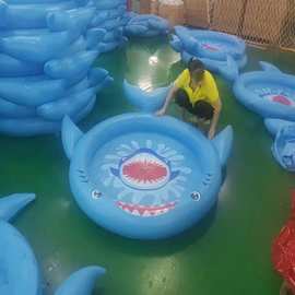 充气鲨鱼喷水池鲸鱼海洋球池鲸鱼洒水垫儿童戏水鲨鱼游泳池 定制