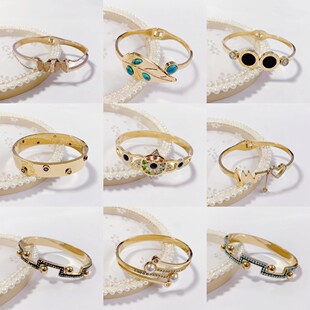 �¿��؃r�W���羳�䓕r���p�ݸ�Ʒ�|��ɫ�Ʒ ��荺�����CŮ