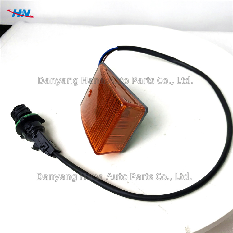 La señal de giro es adecuada para la luz del camión BMW Benz Actros MP3 MP2 MP1 luz de señal 9418200521