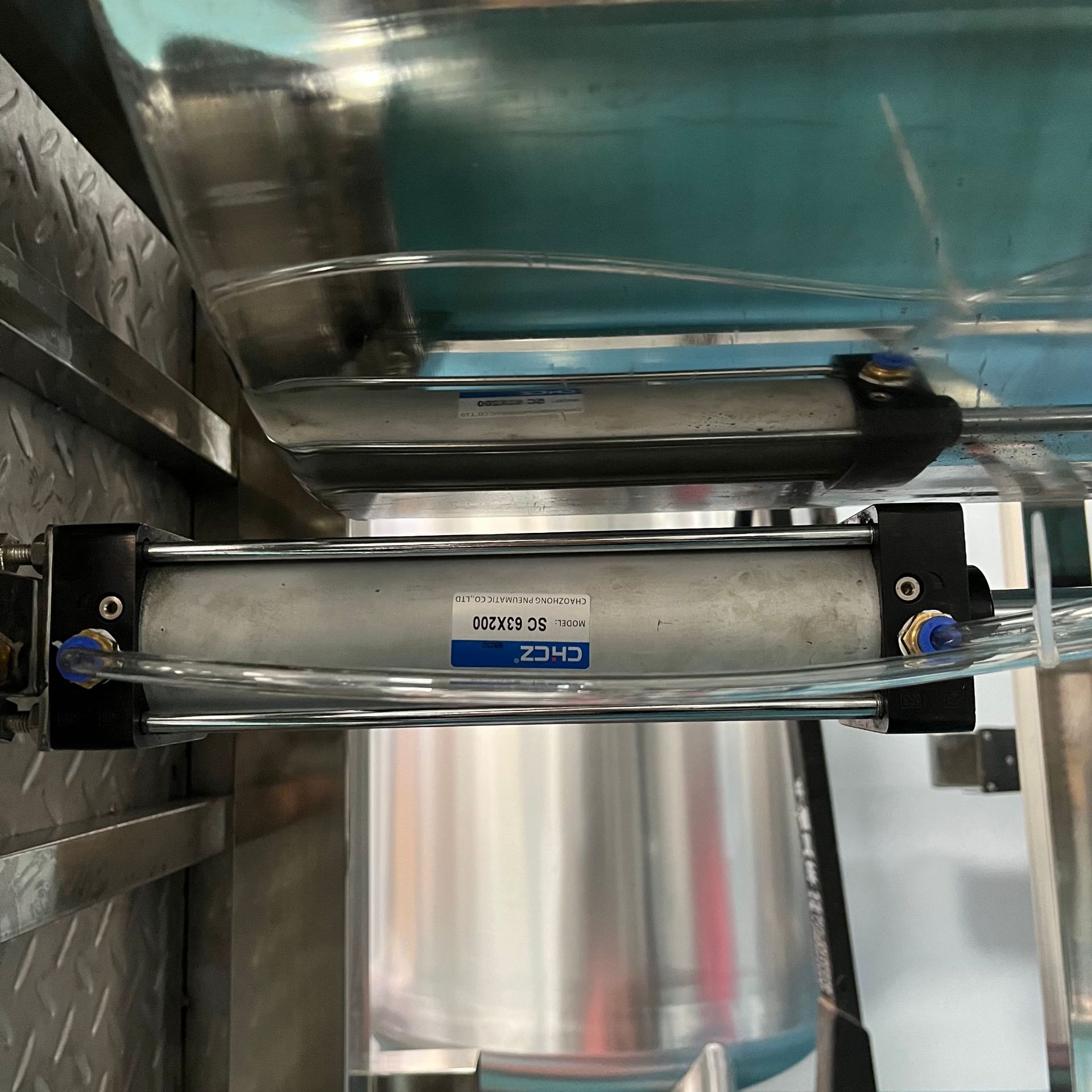 Զ���е�����ʳƷҽҩ�ɷ۸��ٻ�Ͻ�����ݴ���ʽ��ϻ�