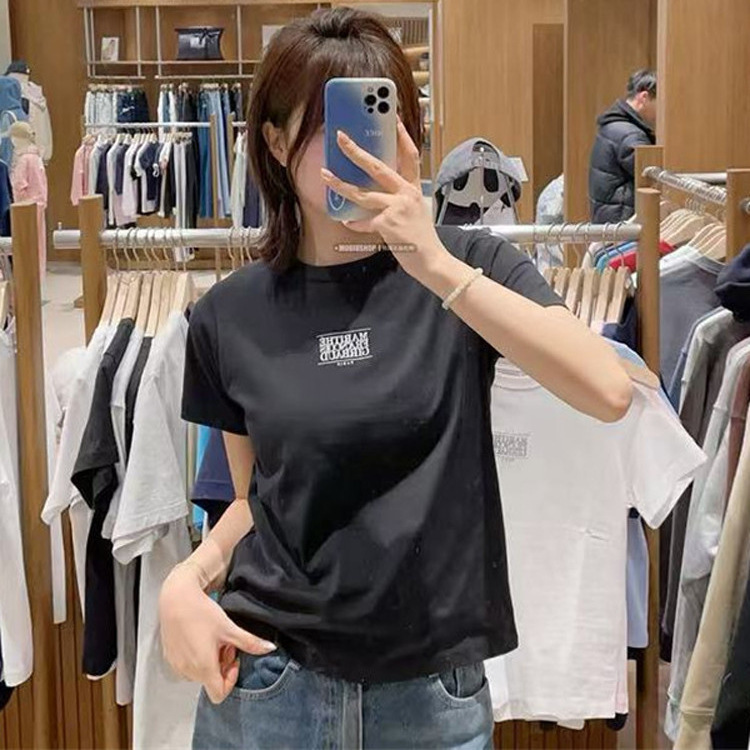 Korean 25 Summer Mar* Go Yoon-Jung Same Style Small Logo Letter Slim Fit T-Shirt Ins Casual Round Neck Short Sleeve Korean 25 Summer Mar* Go Yoon-Jung Same Style Small Logo Letter Slim Fit T-Shirt Ins Casual Round Neck Short Sleeve