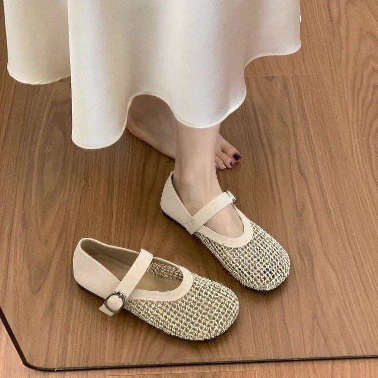 Zapatos Mary Zhen mujeres sandalias respirables huecas verano 2026 nuevos zapatos de mujer de suela gruesa zapatos de malla delgados
