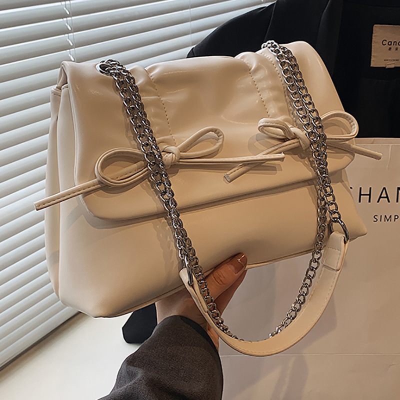 Borsa a tracolla con fiocco in stile balletto 2024 nuova grande capacità, versatile, a tracolla singola con catena, plissettata sottobraccio_voghion.com