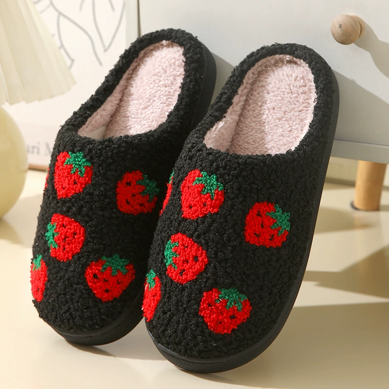 Plush indoor slippers, cartoon strawberry style, unisex, sizes 36–45, warm cozy pair
