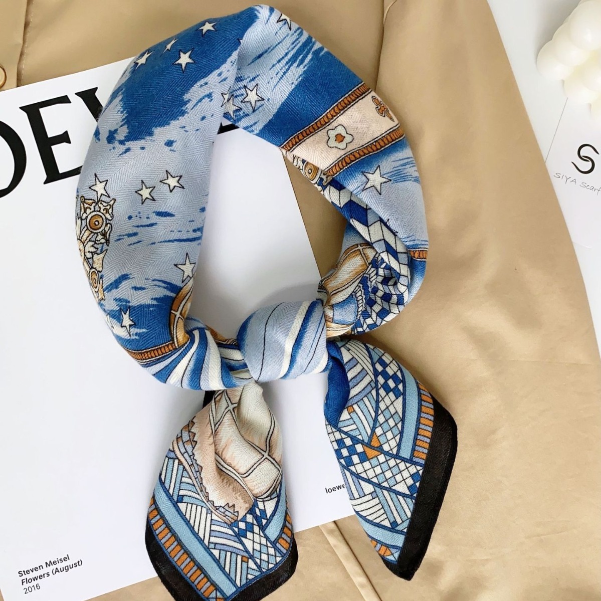 Nicho francés Blue Castle bufanda mujer nueva protección solar patrón de espiga pequeña bufanda cuadrada suave algodón y lino sensación pequeño chaleco