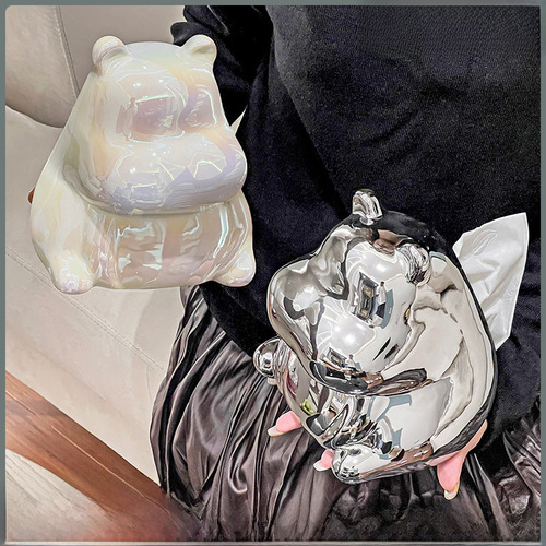 High-quality ceramic small hippo paper towel holder, living room luxury light and exquisite tea table decoration napkin paper decoration tissue box
