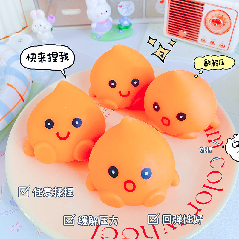 Red celebridad cambiando de ropa pato pellizco música de ventilación juguetes descompresivos dibujos animados animales descompresivos barracas de regalo extraño nuevo