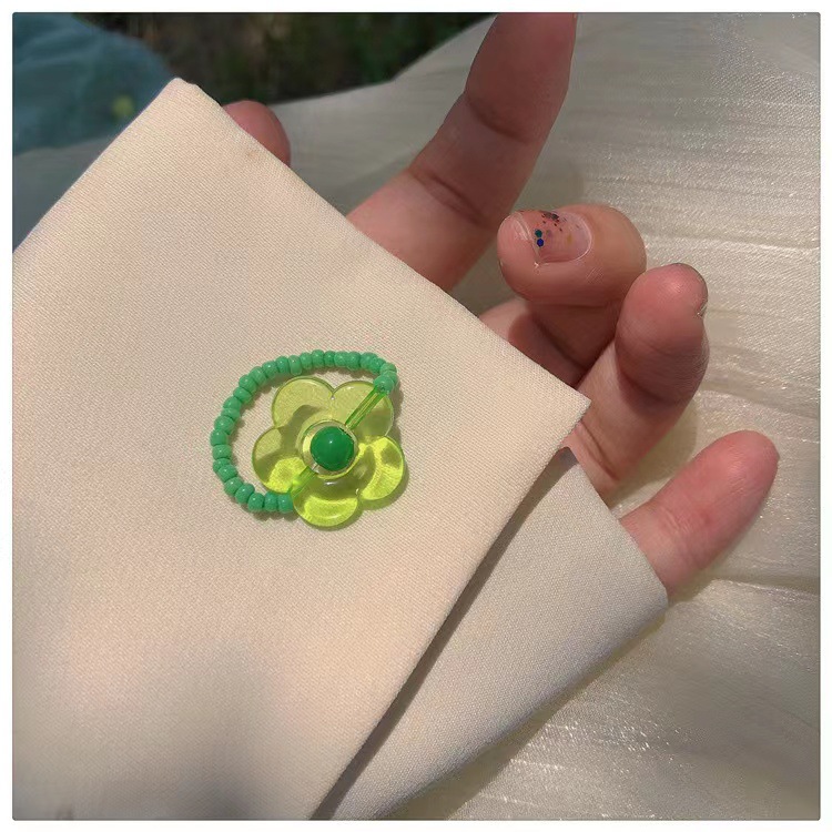 Cute Flower Artificial Crystal Beaded Womenu0027S Rings