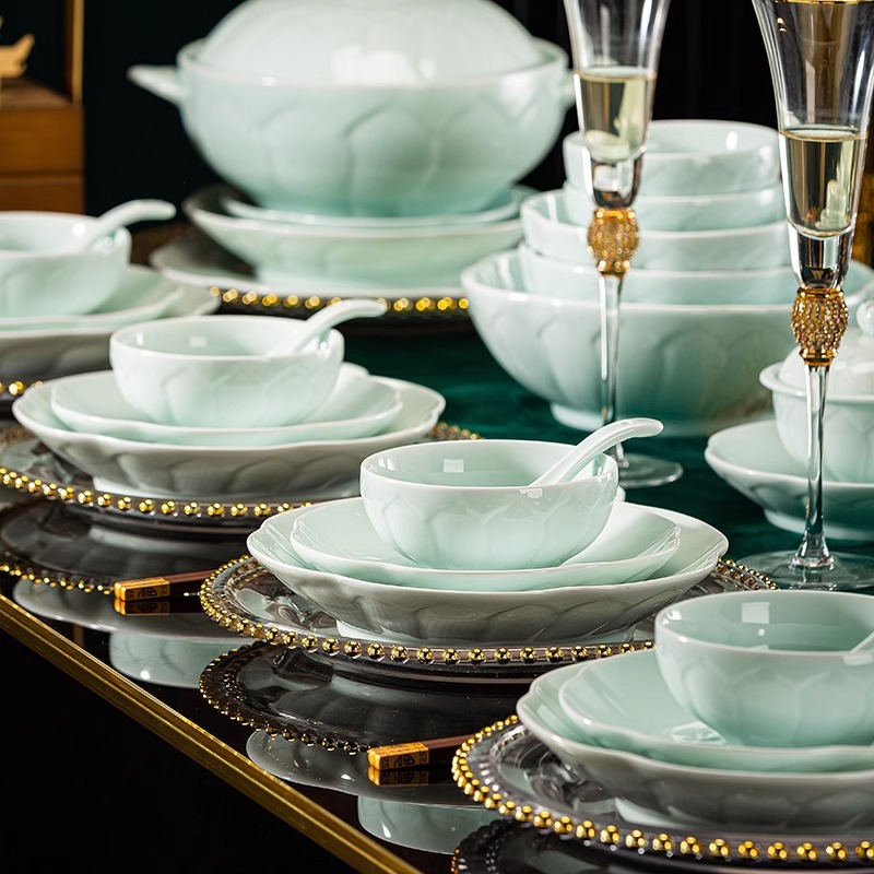 Jingdezhen Celadon Underglaze Color Bowls and Dishes Set Household High White Porcelain Ceramic Bowls and Dishes Tableware Accessible Luxury Bowls and Chopsticks Gifts