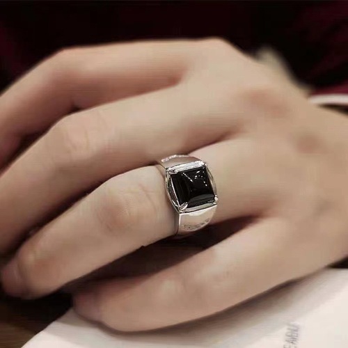 New Black Agate Ring for Men - Bold and Fashionable Fake Gemstone Silver Ring with Adjustable Fit, Long-lasting, Simple Men's Ring